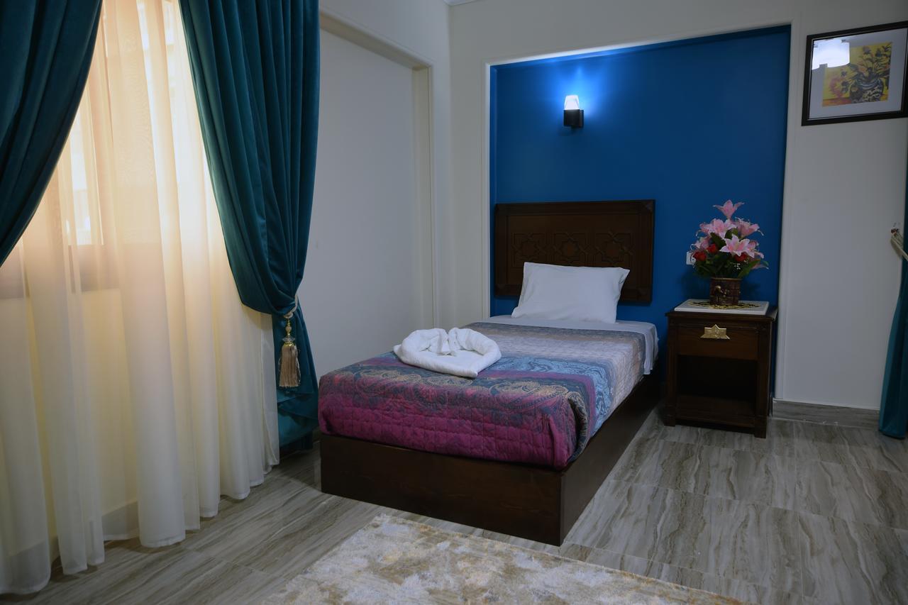 Amin Hotel Il Il Cairo Esterno foto